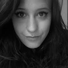 Phoebe Head's Instagram, Twitter & Facebook