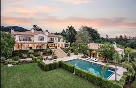 Pin By James On Dream Houses Interior Design Mansions Zillow Homes For Sale Investment Property For Sale