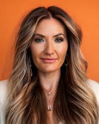 Carly Marques's Instagram, Twitter & Facebook