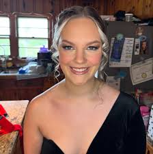 This sweet girl's last prom!! 🩶