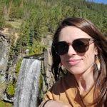 Amanda Keele's Instagram, Twitter & Facebook