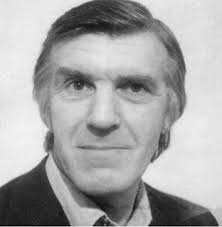 Robert Holmes (scriptwriter)