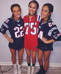 Gameday Trendy Halloween Costumes Halloween Costumes Friends Bff Halloween Costumes