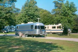 Located down east on deer isle, experience island life, nature preserves, the historic stonington lobster choose from spacious wooded campsites or wide open spaces with a clear view of the stars. Wildwood State Park