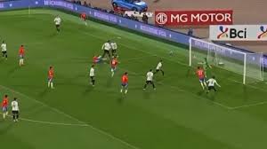 Chile vs. Uruguay: ¡Goles Perdonados y Eliminatorias al Rojo Vivo! - Imagen principal del artículo