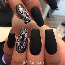 23 Must Have Matte Nail Designs For Fall Stayglam Matte Nails Design Trendy Nails Crystal Nails