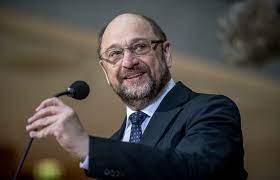 „die veranstaltung erinnerte stark an eine unterhaltungsshow oder ein großes. Ex Spd Chef Schulz Wirbt Fur Urwahl Des Nachsten Spd Kanzlerkandidaten Politik Tagesspiegel