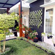 Mari simak artikel ini sampai selesai untuk model teras rumah masa kini. 5 Model Teras Yang Unik Untuk Rumah Minimalis Masa Kini Homeshabby Com Design Home Plans Home Decorating And Interior Design