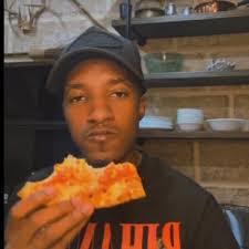 Ginger John's Instagram, Twitter & Facebook