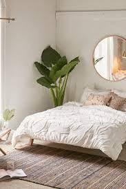 Margot Tufted Floral Comforter Snooze Set Urban Outfitters Bedroom Interior Bedroom Design Stylish Bedroom Design