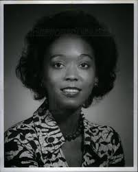 1979 Press Photo Linda Wright Reporter News Break