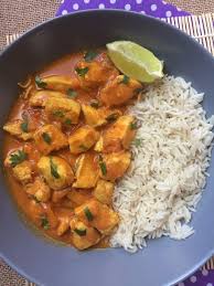 Es un plato suave, en el que se puede regular el nivel de picante según gustos. Pollo Tikka Masala Receta Hindu Cocinas Del Mundo Comida India Recetas Recetas De Comida India Pollo Tikka Masala