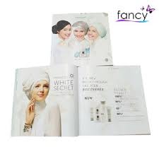Hal ini lah yang mebuat hampir semua wanita di dunia ini selalu mempercantik dirinya dalam hal bagian wajah yaitu dengan cara memakai makeup. Buku Katalog Wardah Edisi Terbaru 2018 Shopee Indonesia
