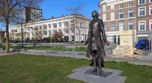 Attēlu rezultāti vaicājumam “Monument to Peter the Great”