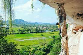 Kuching adalah ibu negeri sarawak dan juga lebih terkenal dengan dikenali sebagai pintu masuk kepada alam semula jadi sarawak dan. Tempat Menarik Di Perlis Travel Blog Expedia