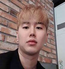 DANY LEE > Sales Managers