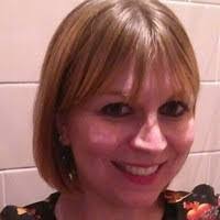 Liz Currie's Instagram, Twitter & Facebook