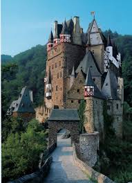 Carskij Kirpich Https Www Ruskir Ru Ruchnaya Rabota Beautiful Castles Castle Famous Castles