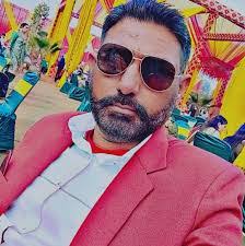 Joyti Sidhu's Instagram, Twitter & Facebook