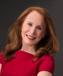 Becky Ruthven's Instagram, Twitter & Facebook