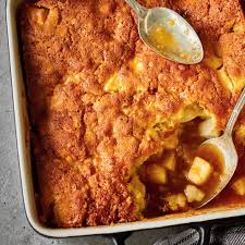 Pouding Chomeur Aux Pommes Ricardo Recipe Recipes Pudding Cake Baked Dishes