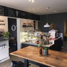 Mehr Als Nur Ein Cafe Das Moki S Goodies In Eimsbuttel Ist Eine Oase Der Ruhe Und Des Guten Geschmacks Traditionell U Essen In Hamburg Cafe Gemutliches Cafe