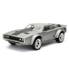 With dom (vin diesel) and letty (michelle rodriguez) on their honeymoon, brian and mia having retired from the game, and the rest of the crew exonerated, the team has found a semblance of a normal life. Fast Furious 8 Diecast Modell 1 24 Dom S Ice Charger Fantasywelt 26 47