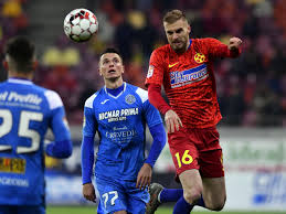 Atacantul de 32 de ani are în palmares două tiluri de campion al româniei (unul cu unirea urziceni, două cu fcsb), un trofeu al cupei. Fcsb