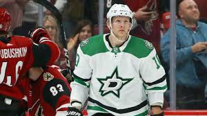 Corey perry cap hit, salary, contracts, contract history, earnings, aav, free agent status. Canadiens Sign Corey Perry To One Year 750 000 Contract