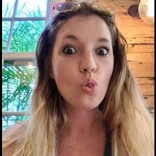 Sara Goggin and Kyle Bendix's Wedding Website