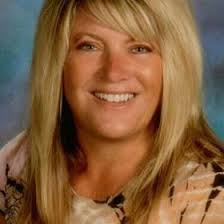 Kari Mathis (karebearmathis)