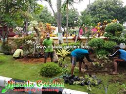 May 29, 2019 · jasa layanan pembuatan taman untuk kota mojokerto sebagai tukang taman mojokerto pembuatan kolam minimalis, carport batu sikat wa. Tukang Taman Mojokerto