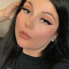 What are some good drinks to try at the Florida Dutch Bros location?