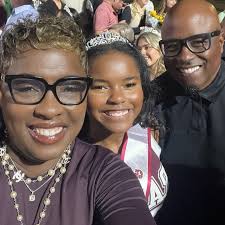 Carla Ferrell💋 (@lipsbycarla) • Instagram photos and videos