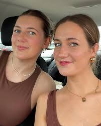 3 years of marriage with my favourite person 💜 life is so much sweeter  with you in it, I love growing up together!