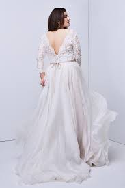 Shiloh Flatters With A Plunging Micah Lace Bodice With Tulip Sleeves Over A Dreamy Washed Silk Organza Wedding Dresses Plus Wedding Dresses Curvy Wedding Dress