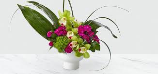Online flower delivery at no hidden cost. Canada S 1 Florist Same Day Flower Delivery In Canada Send Flowers Online In Canada Flowers And Gift Baskets Delivery In Canada Bouquet Ca