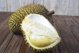 Menikmati Durian Sinapeul Di Majalengka