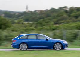 Először is, az autó számos hibái és a karcolásoktól, sőt az egyik vagy a másik dudor. Germanys Next Topmodel Der Neue Audi A6 Avant