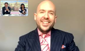 Tom Allen wears full suit and tie despite self-isolating