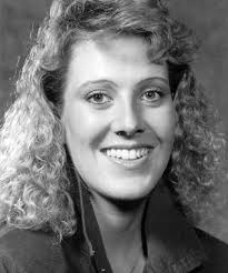 Former Wyoming Cowgirl Great Michele Hoppes Talks Allyson Fertig Breaking  Her Rebounding Record,