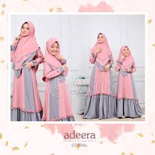 Jika berbicara tentang model baju gamis terbaru yang sangat populer di kalangan wanita muslimah saat ini. Desain Baju Gamis Syar I Diary Hijaber