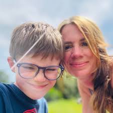 Can anyone recommend a waste collection service?