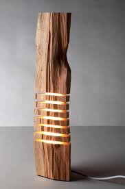 Designer Stehlampen Leuchtobjekte Und Noch Vieles Mehr Was Ans Licht Kommt Lampen Aus Holz Holzlampe Design Lampen