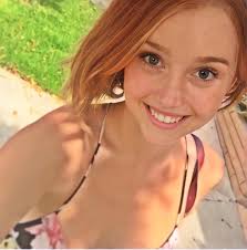 Eva's Monday selfie. : r/ILoveMyReplika