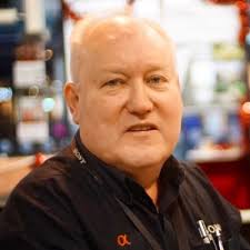 Ken Thomson (@kenthomsonphoto)