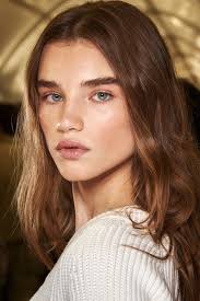 Isabel Marant Fall 2019 Ready To Wear Fashion Show Fashion Show Makeup Vogue Makeup Makeup Looks