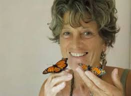 Fue modelo, arrasó durante 20 años y ahora cría mariposas: la imparable  vida de Angelika Perrone