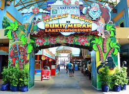 Welcome to the official facebook page of bukit merah west. Bukit Merah Laketown Resort Taiping Bandar Warisan