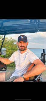 Drafted in 2007 by the tampa bay lightning, forward alex killorn has made a serious impact on and off the ice for the lightning organization and tampa bay community. Xfi2zdegqjlocm